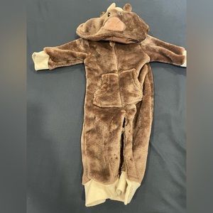 Moose baby onesie. Gently used like new